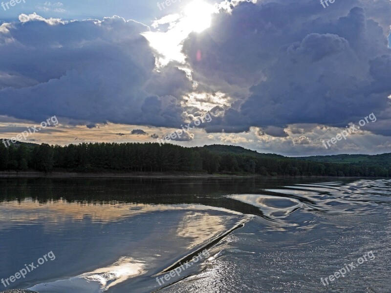 Danube Abendstimmung Shipping Bow Wave Mirroring