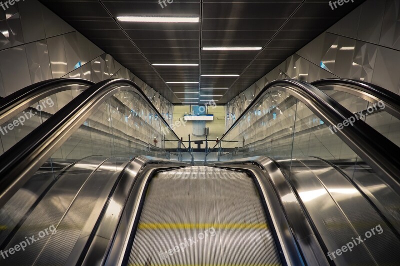 Escalator Railway Station Metro Düsseldorf Handrails