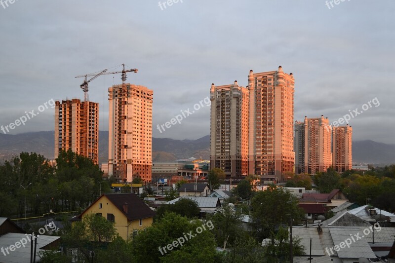 Construction Sunset Almaty Kazakhstan Mountains City