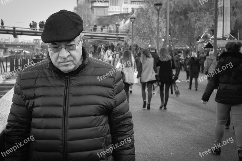 London Street Man City Male