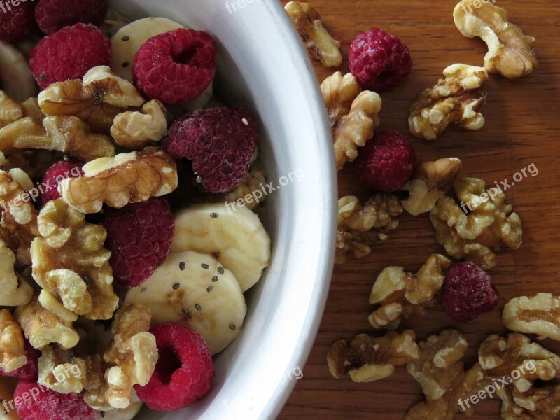 Walnuts Raspberries Bananas Oatmeal Chia Seeds