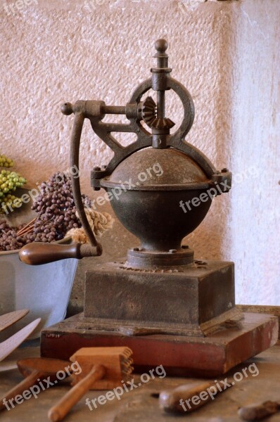 Grinder Old Crank Coffee Mill