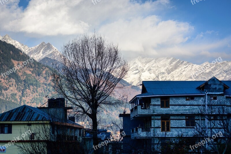 Manali Himalayas House Winter Quiet