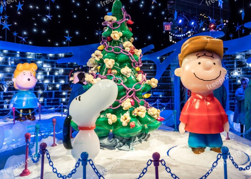 Ice Sculpture Charlie Brown Christmas Tree Cute Cartoon Character