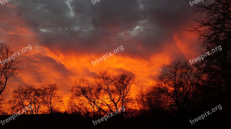 Natural Phenomenon Sunset Weather Phenomenon Spectacular Red