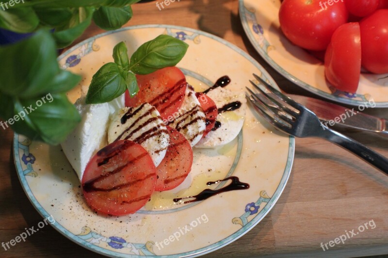 Mozzarella Tomato Basil Eat Healthy