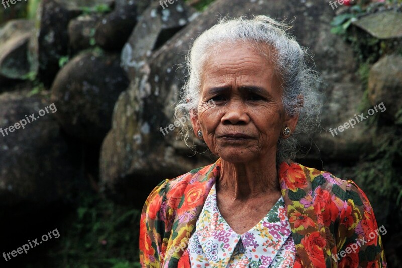 Women Indonesian Parents Family Close Up