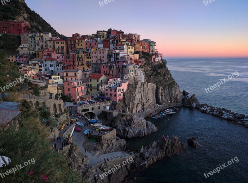 Vernazza Town Scenery Reflection Sea