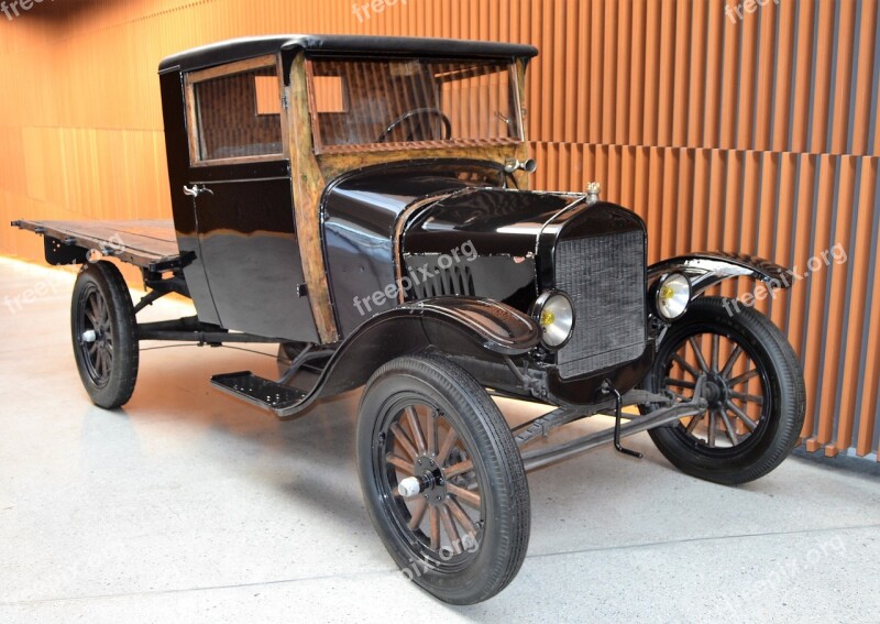 Park-science-granada Antique Car Automobile Free Photos