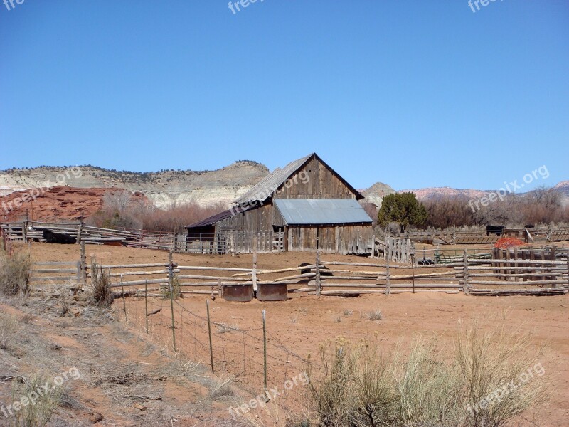 Peasant Farm Wild West Lonely Ranch