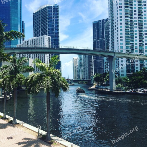 Miami River Beautiful View Skyscraper Skyline