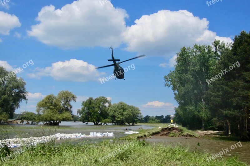 Leipzig Trough Helicopter Dike Dike Broken