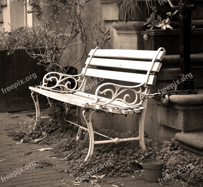 Bank Bench Chained Sit Rest