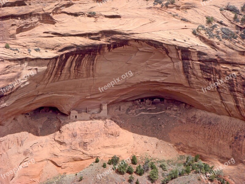 Canyon De Chelly Rock Formation National Park Gap America