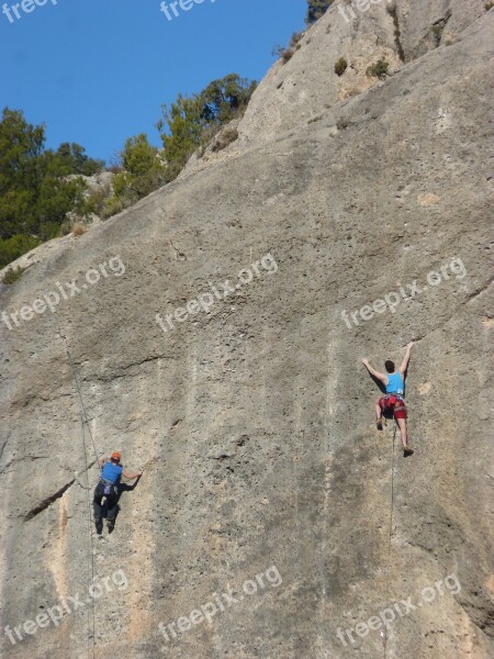 Escalation Rock Climbers Montsant Priorat