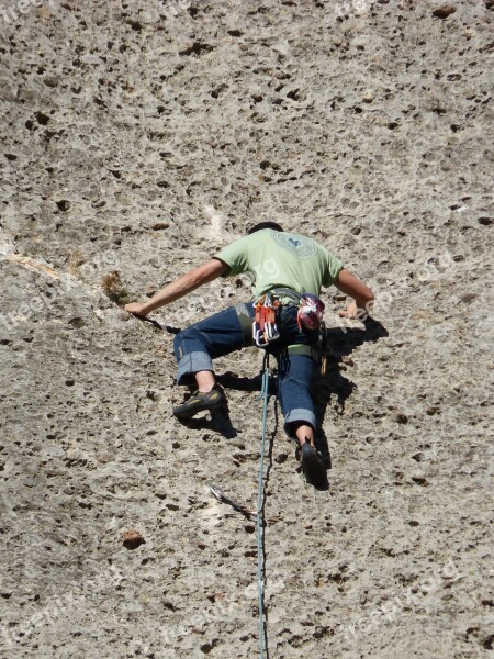 Escalation Climber Rock Montsant Margalef