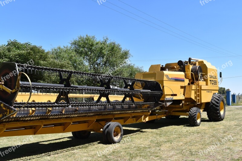 Combine Harvester Agricultural Tool Combine Platform Free Photos