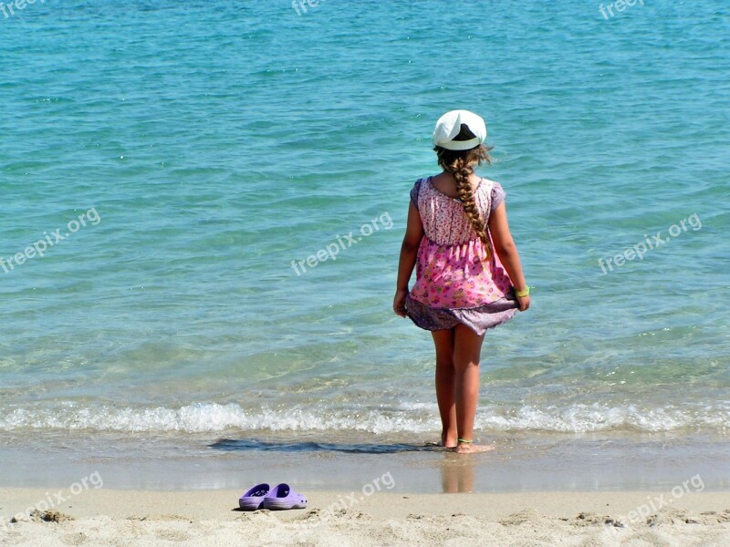 The Little Girl Sea Dreams Free Photos