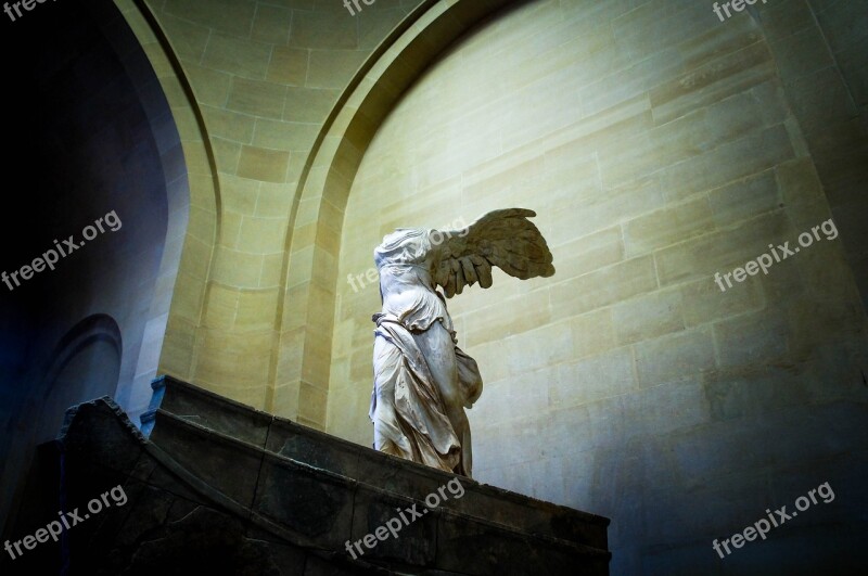 Winged Victory Of Samothrace Louvre Statue Paris Greek