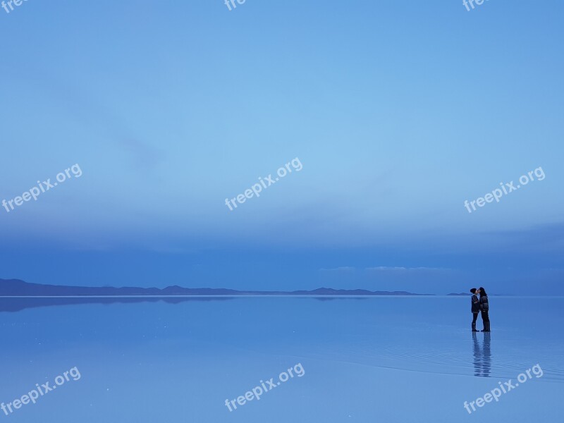 Couples Kiss Milk Teeth Travel Love