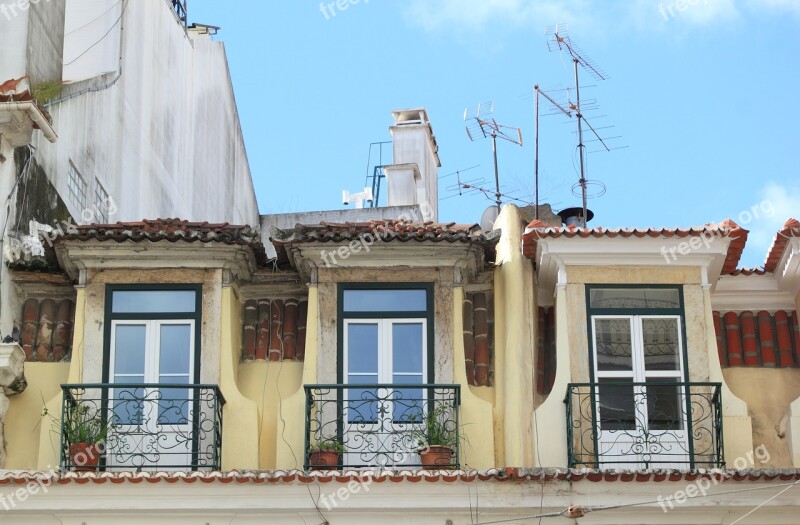 Portugal Lisbon Trafaria House Windows