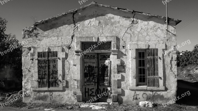 Old House Abandoned Damaged Weathered Graffiti