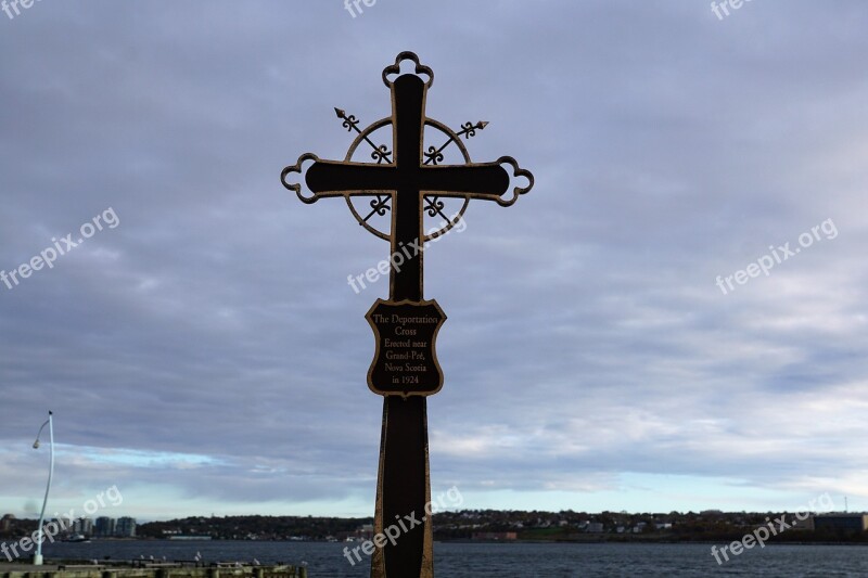 Cross Halifax Canada City Titanik