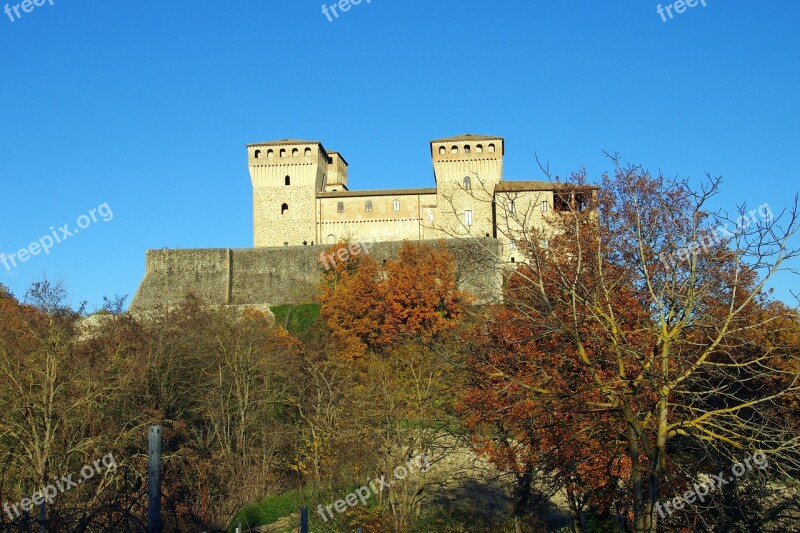 Toasting Castle Toasting Langhirano Parma Emilia Romagna