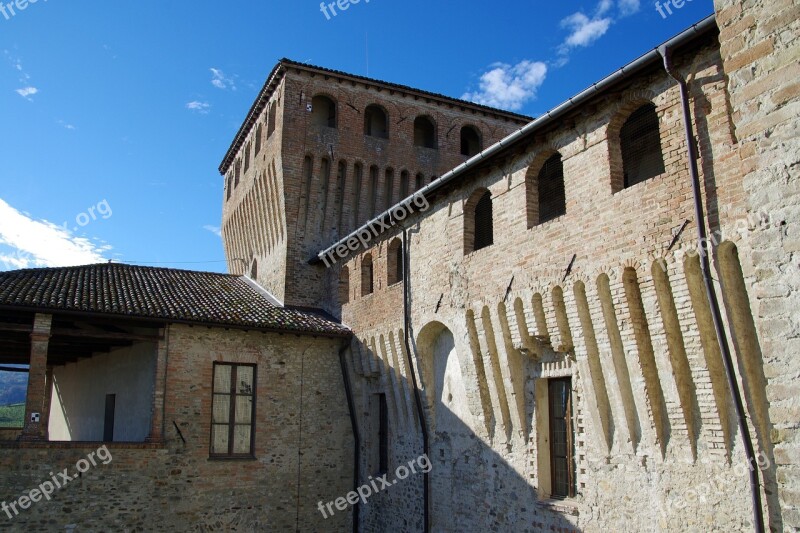 Toasting Castle Toasting Langhirano Parma Emilia Romagna