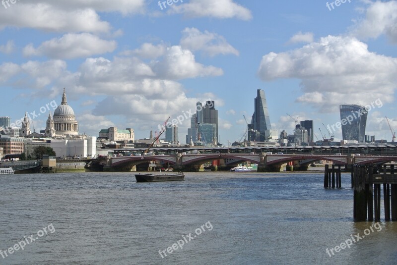 London Thames Bridge Uk River