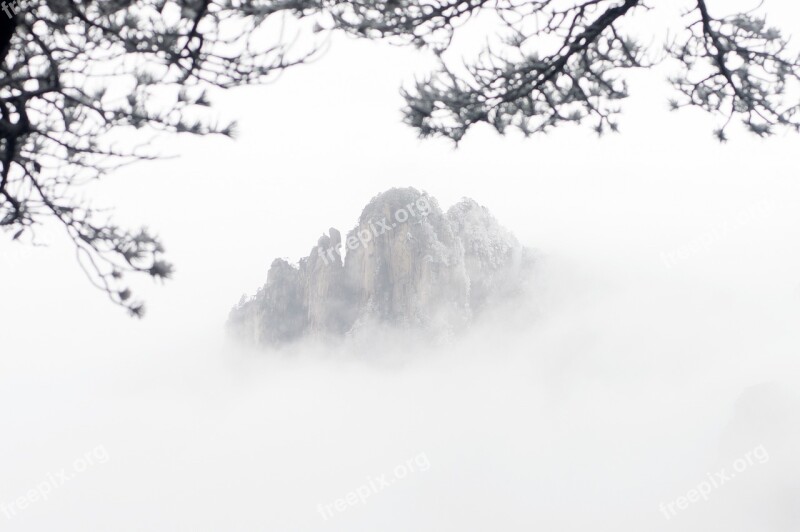 Huangshan Winter Mountains A Surname Mist Free Photos