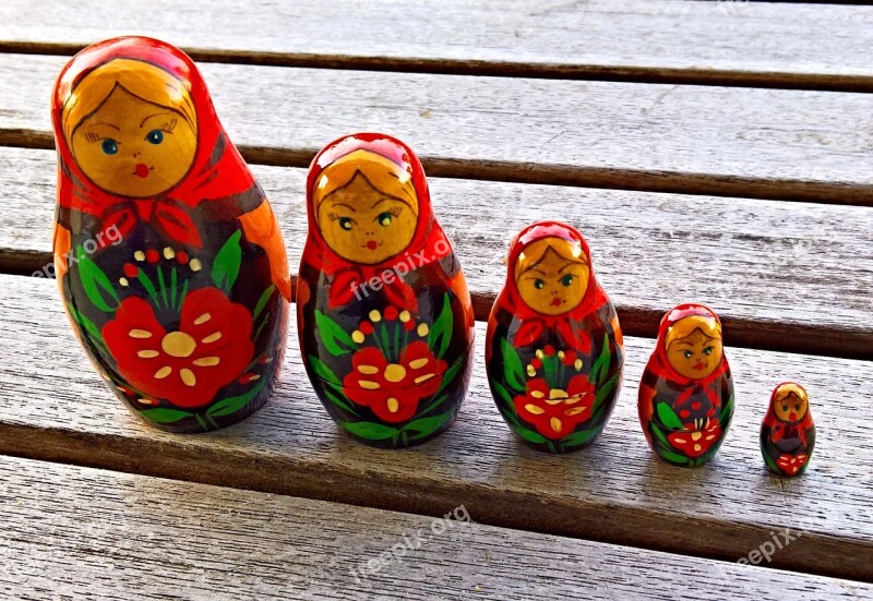 Russian Dolls Babuschka Matruschka Each Other Pluggable Dolls