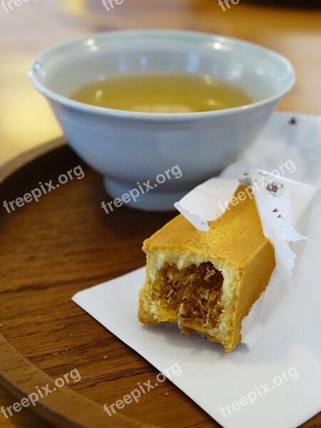 Pineapple Tart 黄梨酥挞 Chinese Tea Snack Taiwan