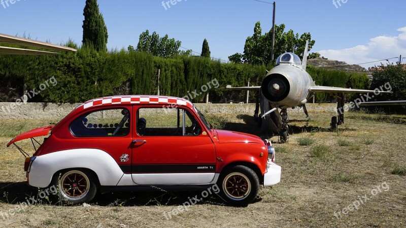 Seat Abarth Red Seat 600 Antique Car