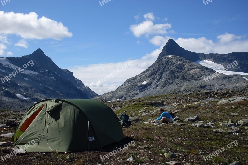 Jotunheimen Mountain Norway Tent Falketind