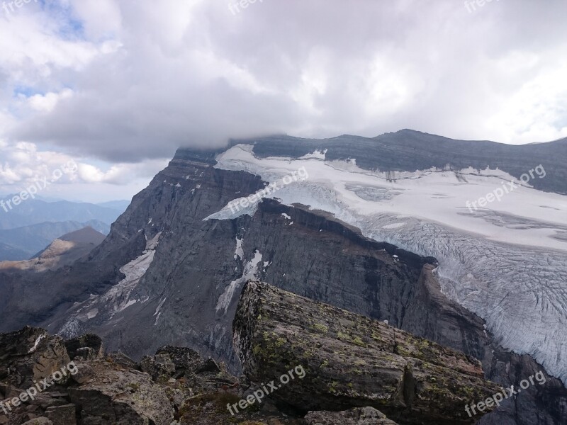 Wasenhorn Red Earth Italy Switzerland Alps