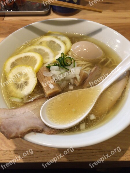 Ramen Lemon Char Siu Soup Hood