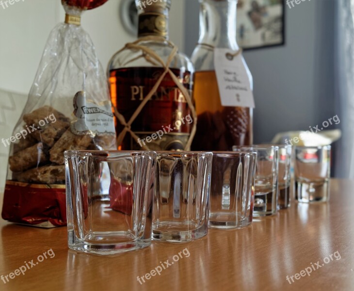 Rum Gingerbread Biscuit Glasses Shooting