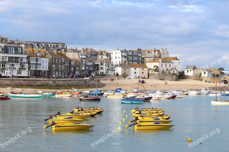 Boats See Bay Yellow Pontoon