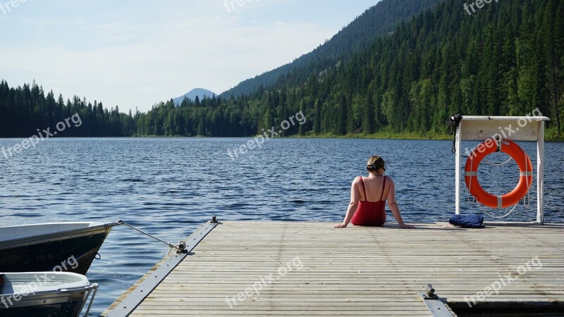 More Canada Swimmer Laje Pier