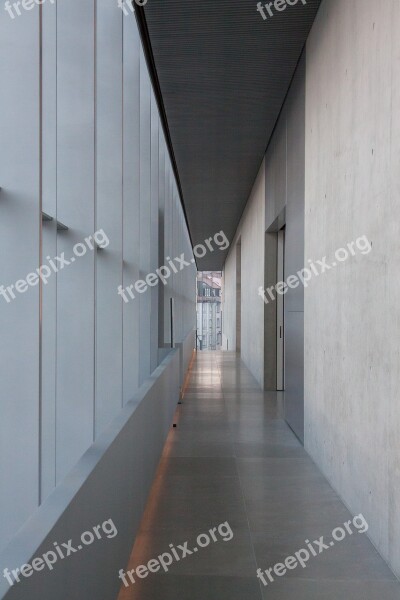 Gang Concrete Mirroring Lighting Floor