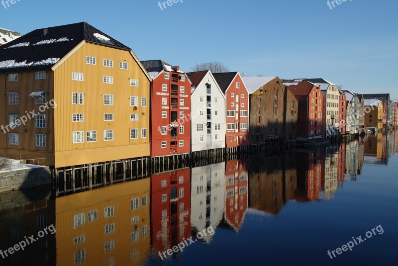 Trondheim Warehouse Hurtigruten Norway Viewing