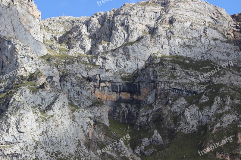 Cable Car Picos De Europa Source Liébana Pots