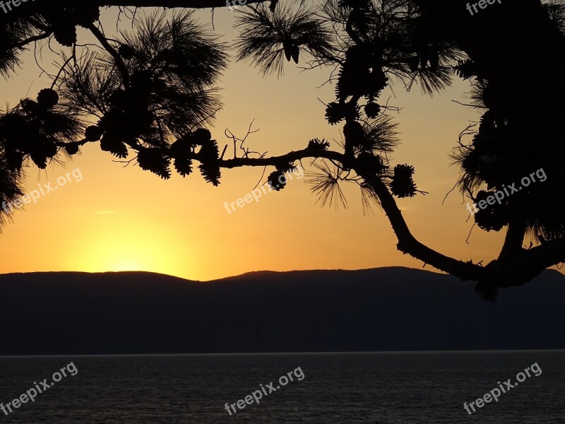 Sunrise On The Sea Morgenstimmung Atmospheric Free Photos