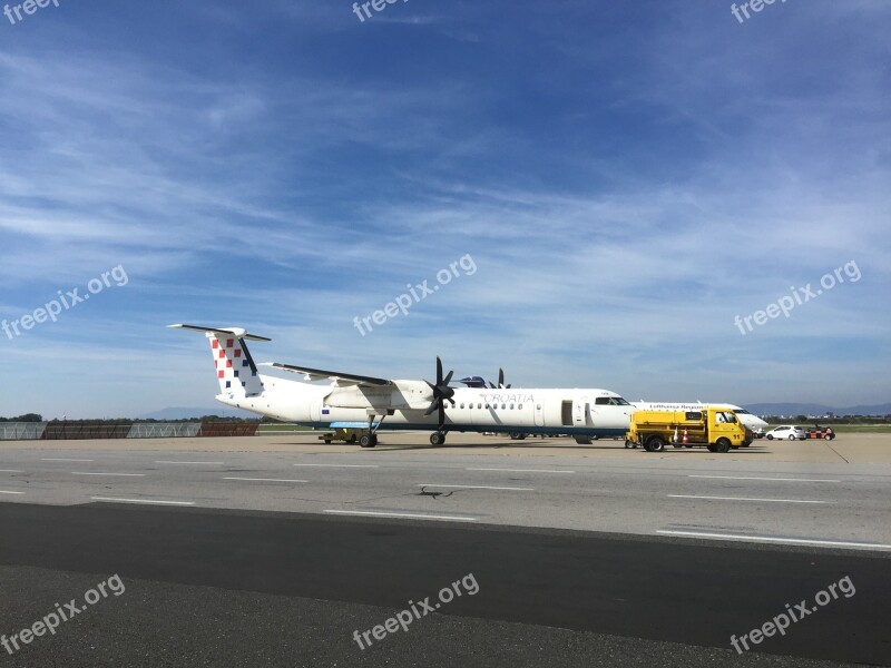 Aircraft Airport Departure Landing Field