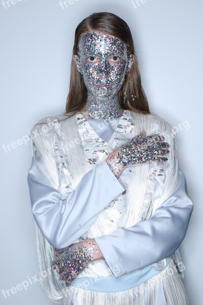 Fashion Model Girl Tinsel Makeup