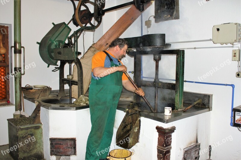 Working Oil Mill Manufacturing Hand Labor Free Photos