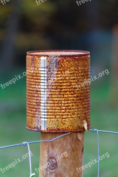 Tin Can Rust Box Fence Rusty