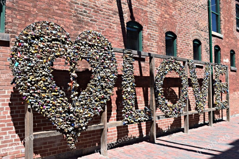 Toronto Love Locks Ontario Destination