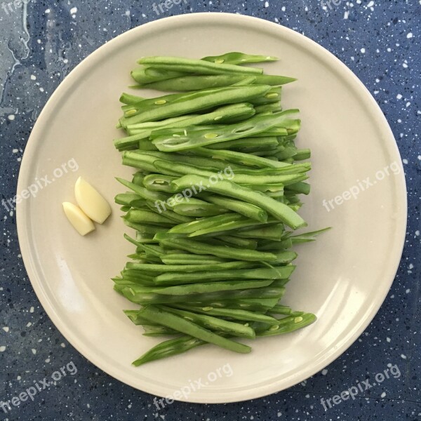 Wobble Overlook Round Beans Sauted French Beans